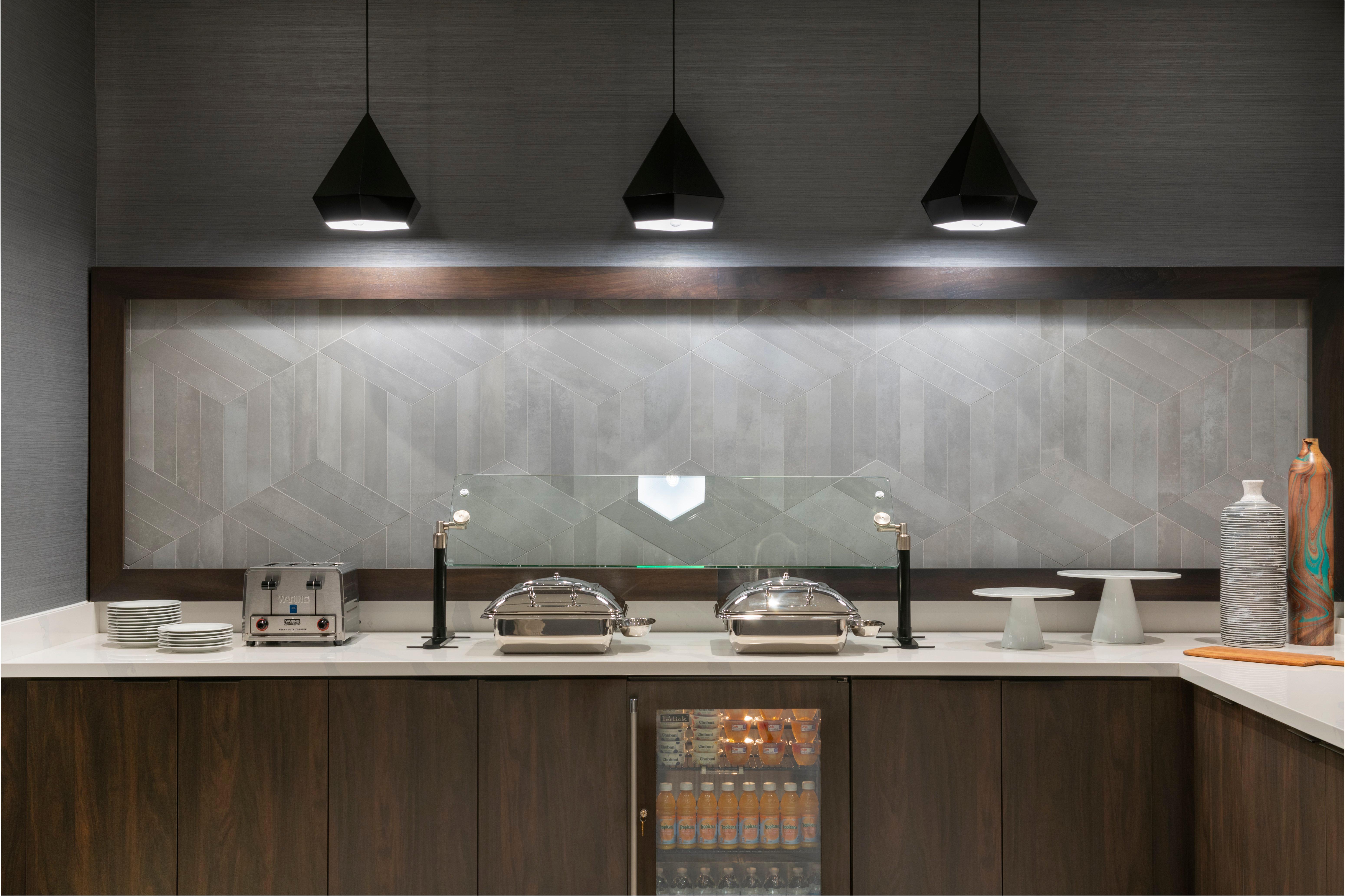 Holiday Inn Express - Boston Logan Airport - Revere By Ihg Exterior foto