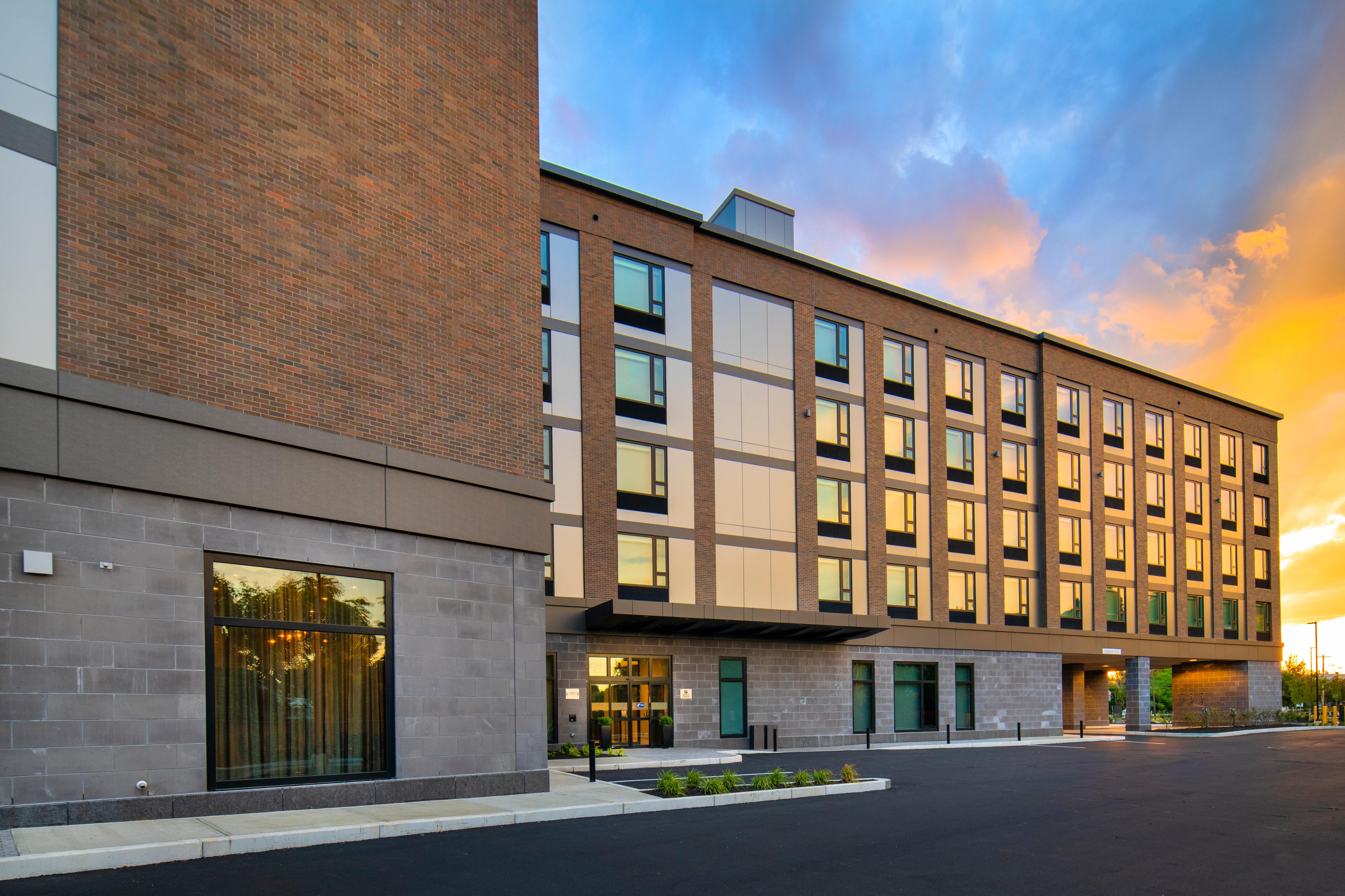 Holiday Inn Express - Boston Logan Airport - Revere By Ihg Exterior foto